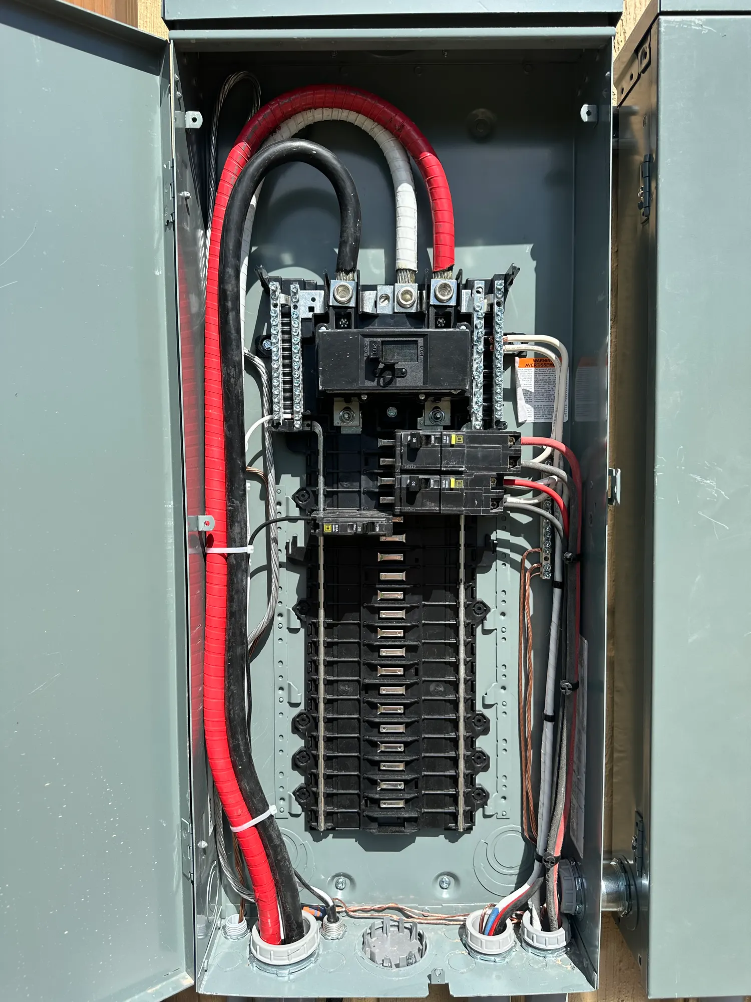 New 200 amp panel interior after a service upgrade